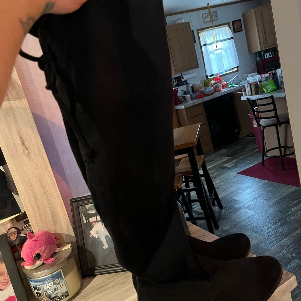 Women's Black Knee-High Boots